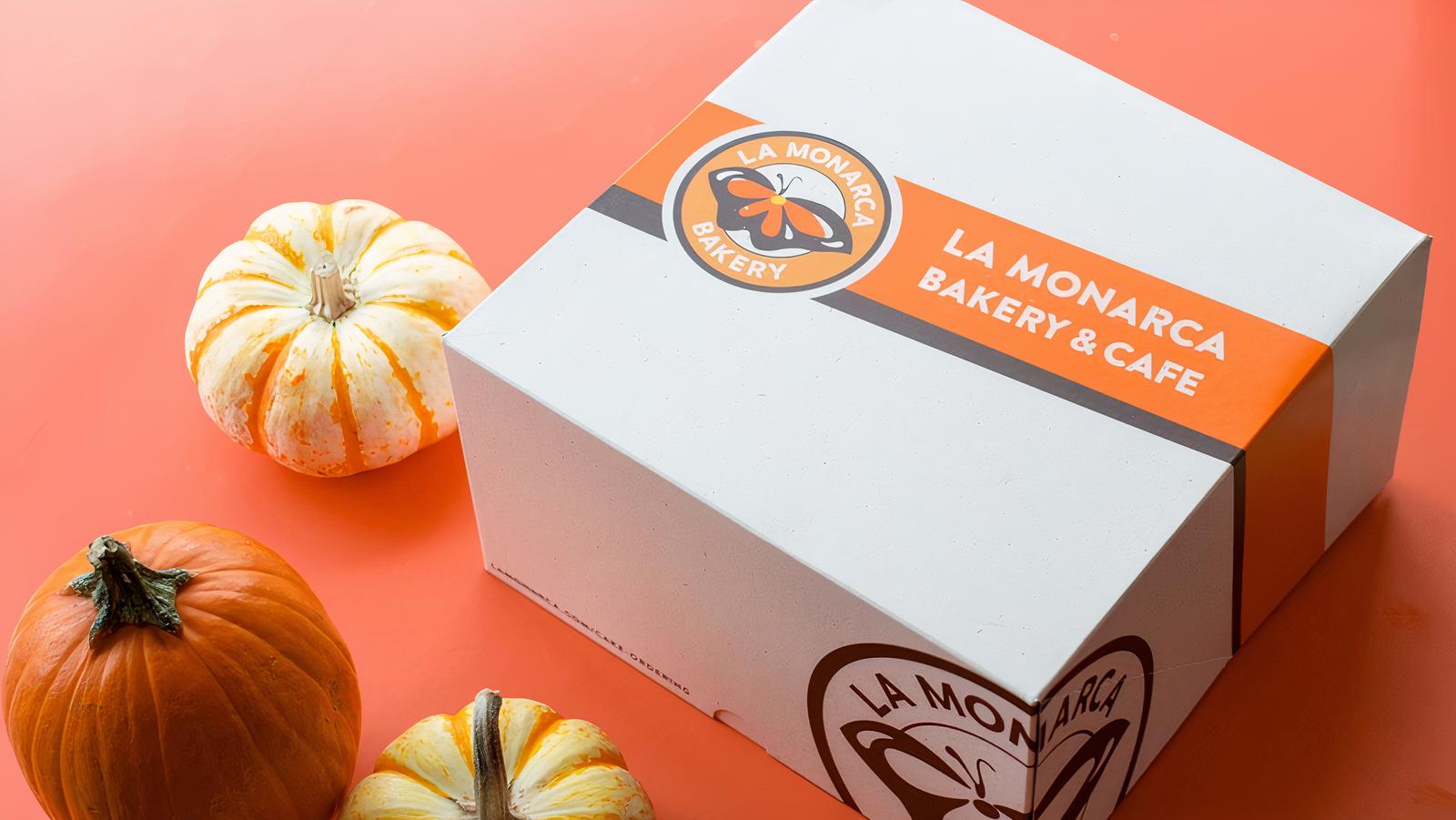 La Monarca X MiiR Mug Gift Box– La Monarca Bakery