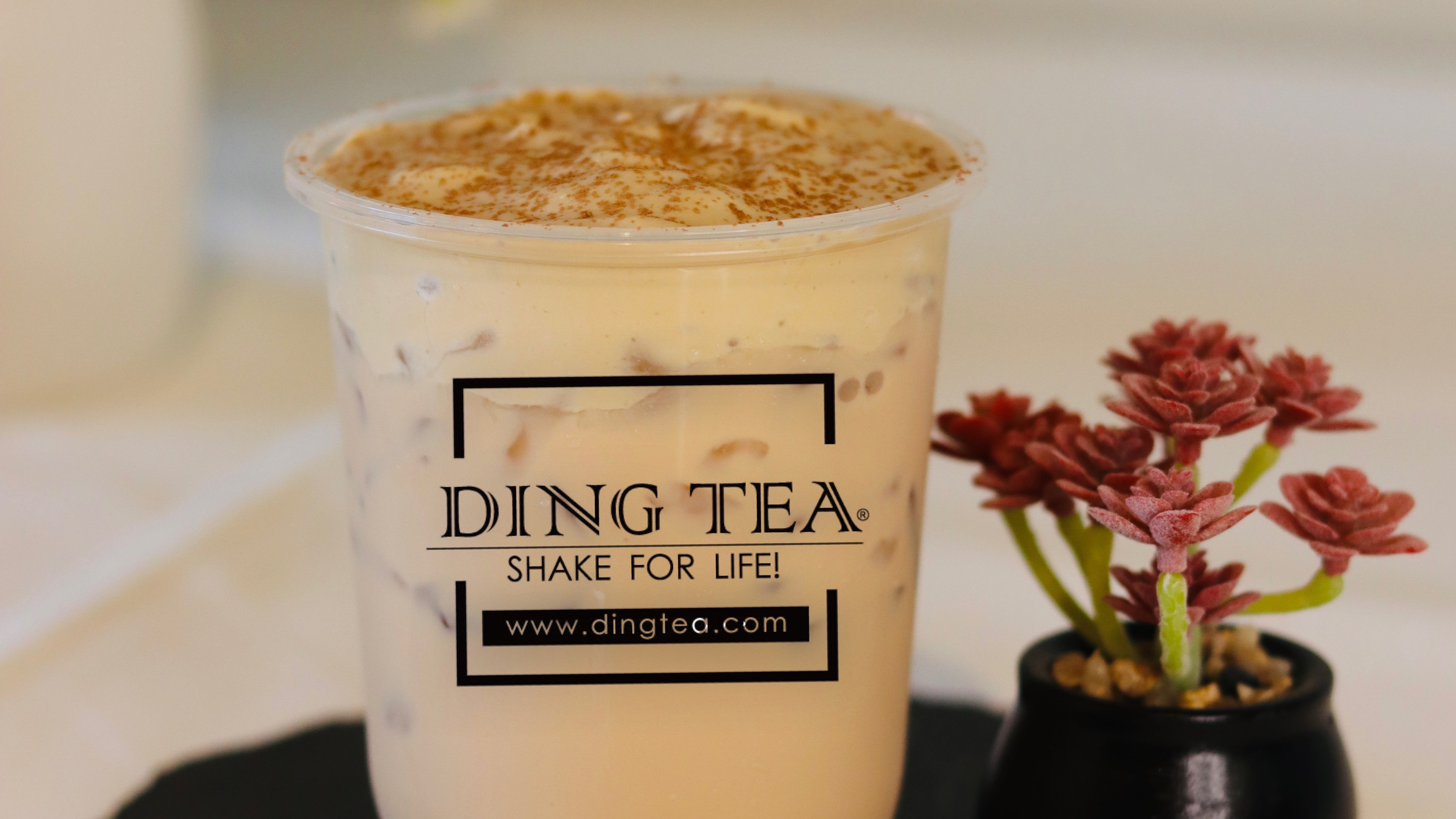 Ding Tea Guam  Shake for Life!