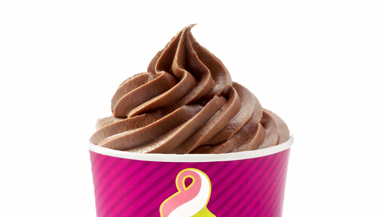 Menchie's Frozen Yogurt - Fill our new limited-edition Peppa Pig