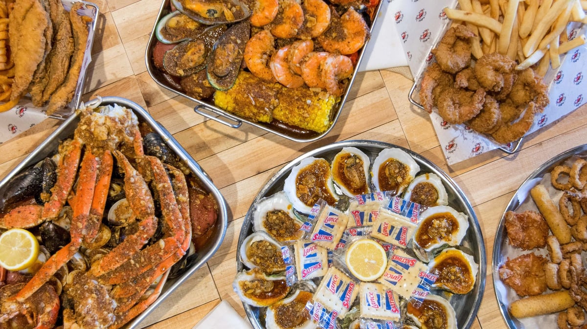 Hungry Crab Juicy Seafood & Bar